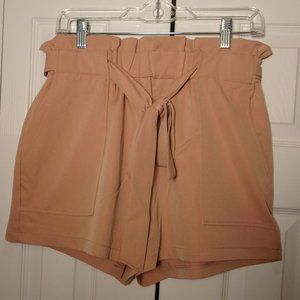 New without tag Windsor Womens Bow Tie High Wast  Rose-beige Shorts, size M